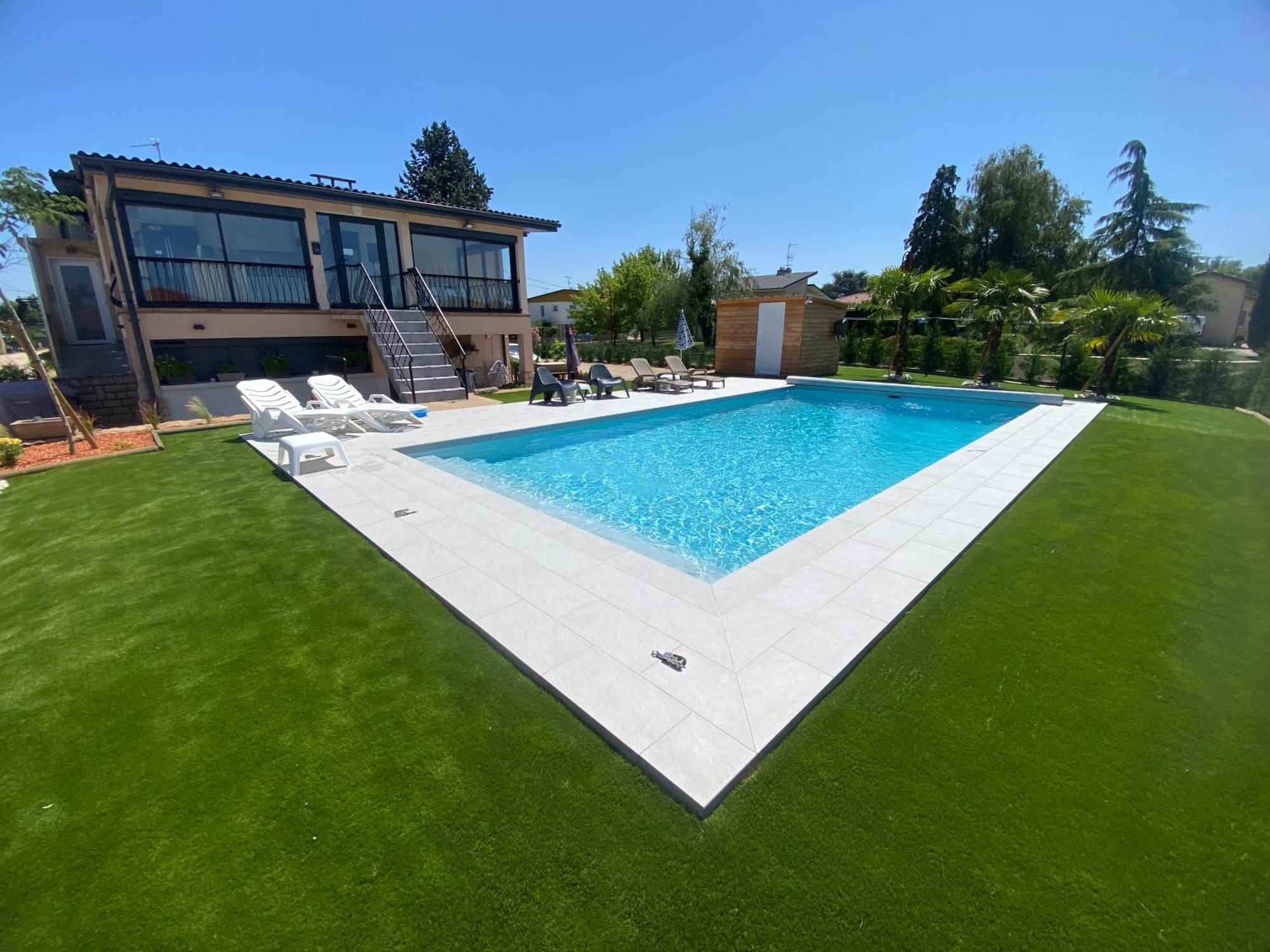 Grieges Chambre Dans Logement Partage Chez L Habitant Avec Piscine De 1 A 3 Chambres מראה חיצוני תמונה